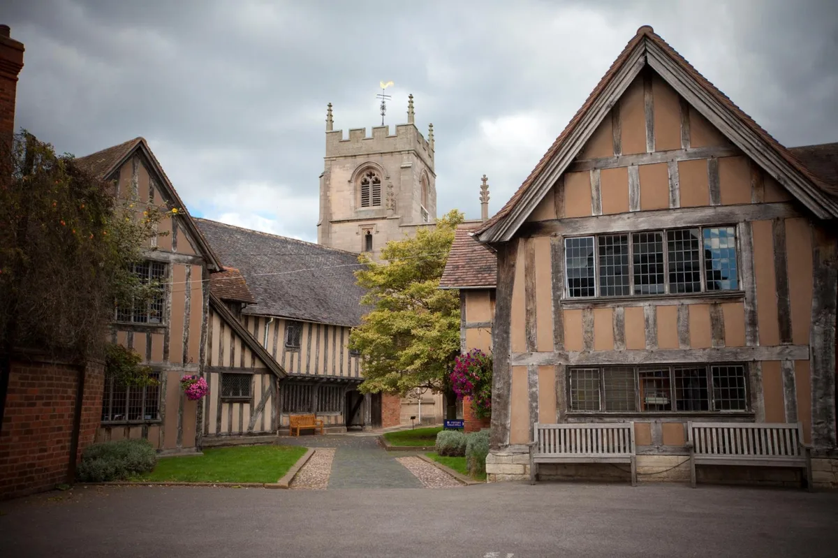 Shakespeare's Schoolroom & Guildhall Entry Ticket and Tour in Stratford-upon-Avon