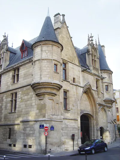Paris Le Marais District Original Food and Wine Tasting Small-Group Tour