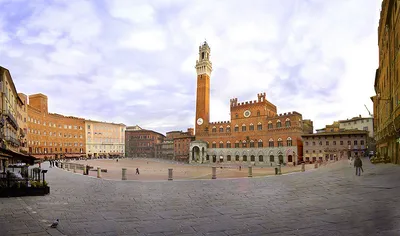 Siena and San Gimignano Small-Group Tour with Lunch from Florence