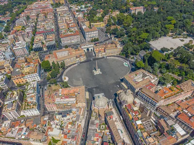 Rome Evening Panoramic Walking Tour Including Trevi Fountain and Spanish Steps