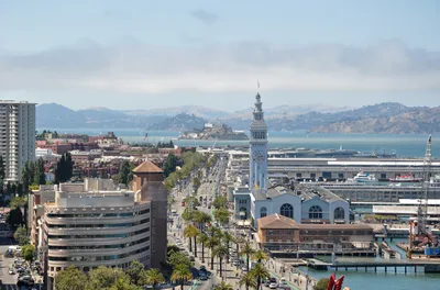 San Francisco Premier Brunch Buffet Cruise with Champagne on Bay
