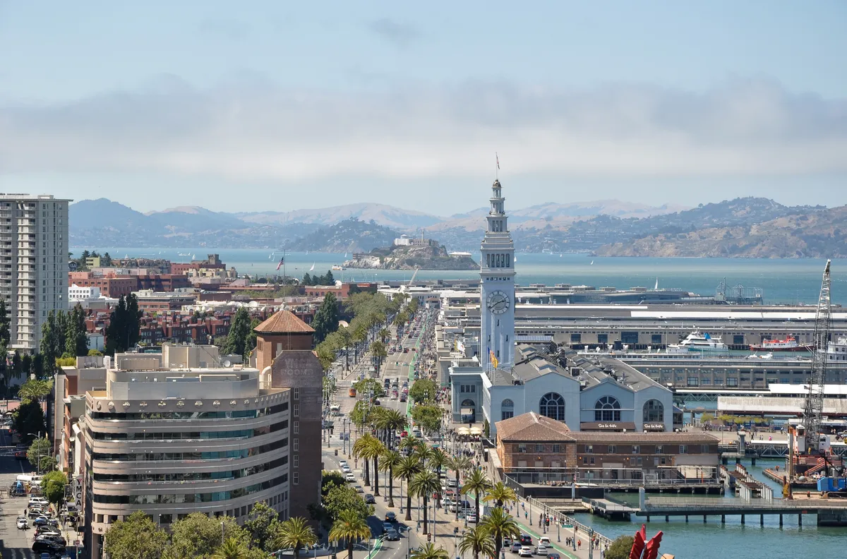 San Francisco Premier Brunch Buffet Cruise with Champagne on Bay