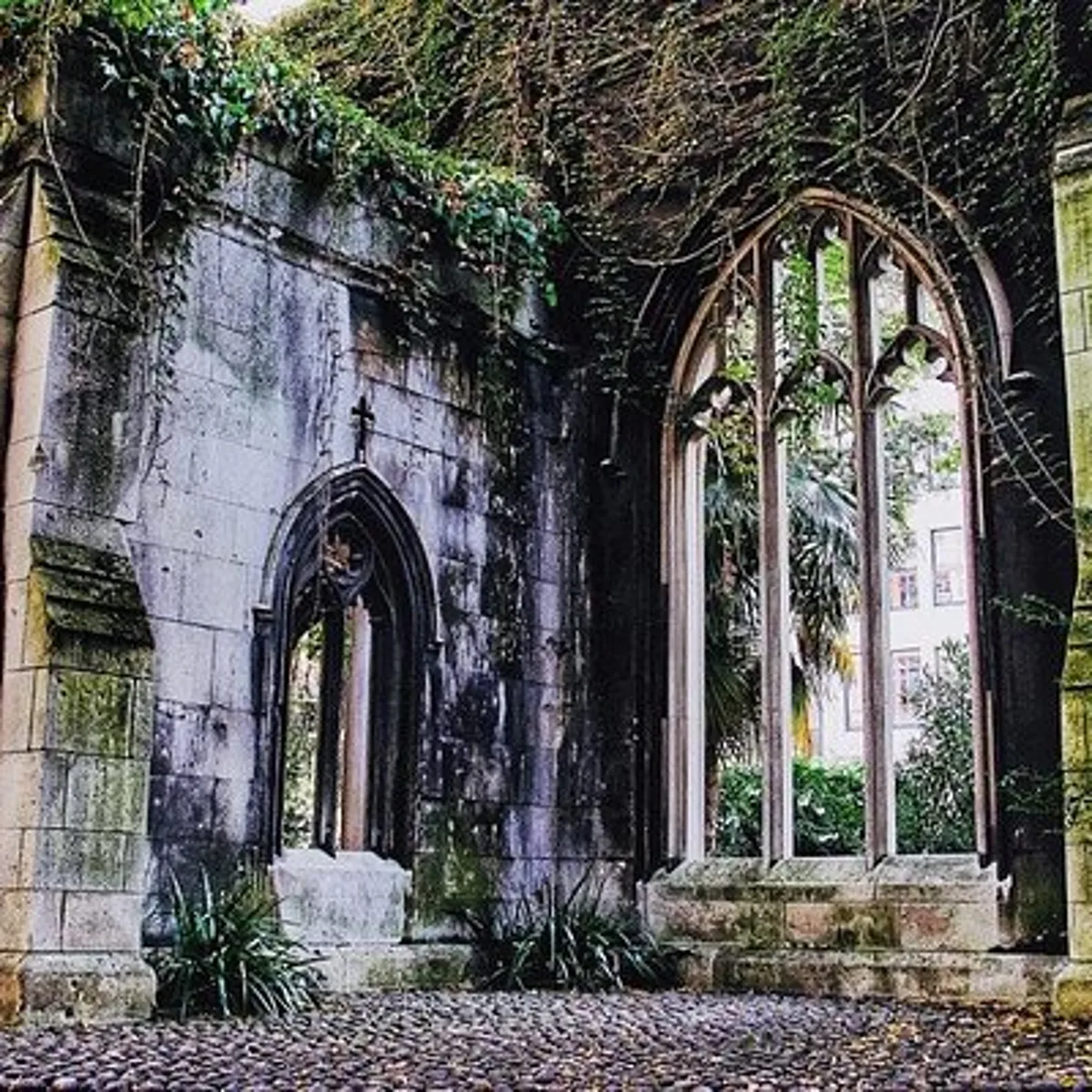 Immersive Treasure Hunt Adventure - City of London's Secrets