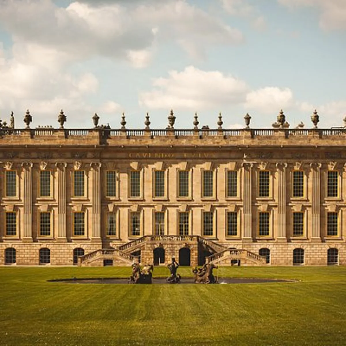 5-Day Heart of England, Wales & Yorkshire Small-Group Tour from London