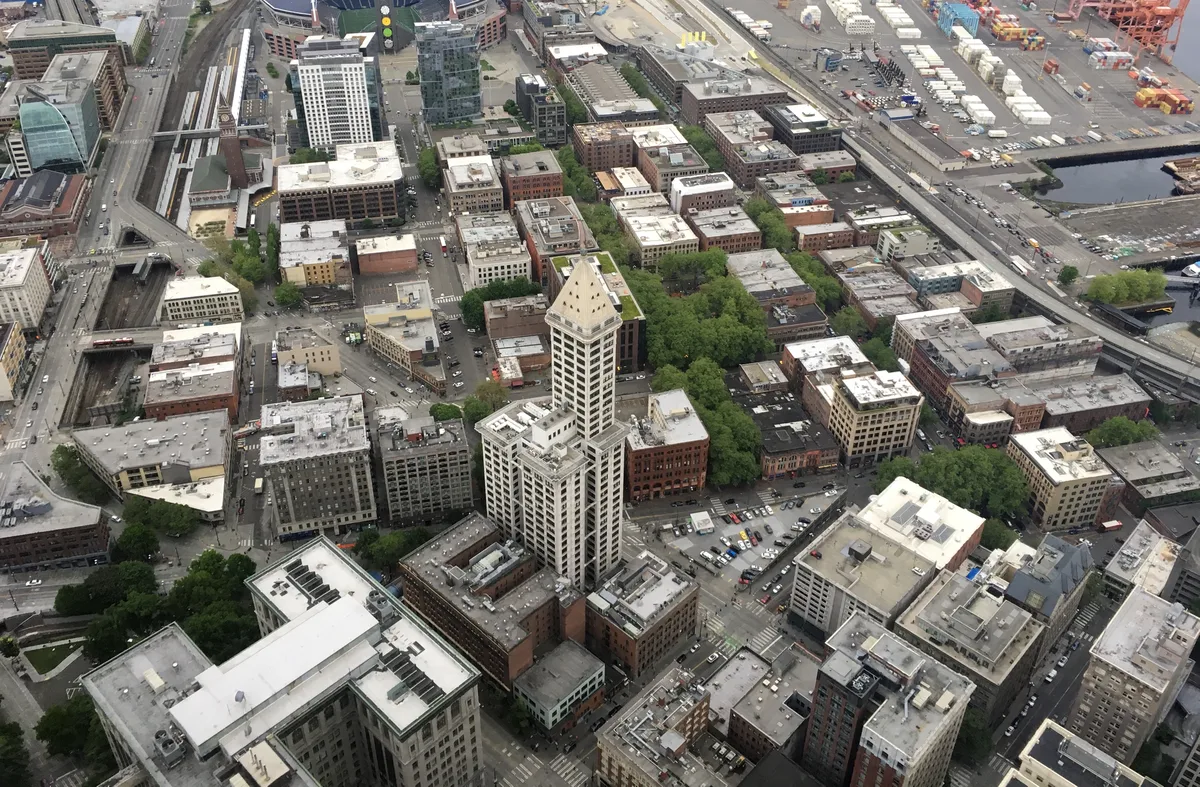 Seattle City Tour with Space Needle, Ballard Locks & Fremont Troll - 3 Hours