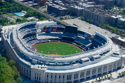 New York City Harlem and The Bronx Birthplace of Hip Hop Tour with Celebrity Guide and Live Entertainment