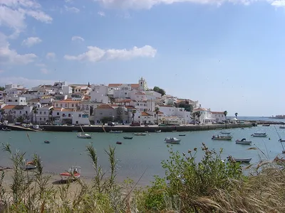 Benagil Cruise in Portimão with Lunch, Open Bar and Water Activities