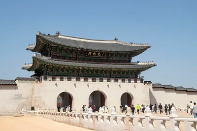 Seoul Full-Day Private Tour Including Lunch with Gyeongbokgung Palace and N Seoul Tower