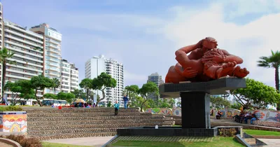 Lima Vibrant Heritage Half-Day City Tour Exploring Landmarks Basilica Santo Domingo Cathedral Parque del Amor