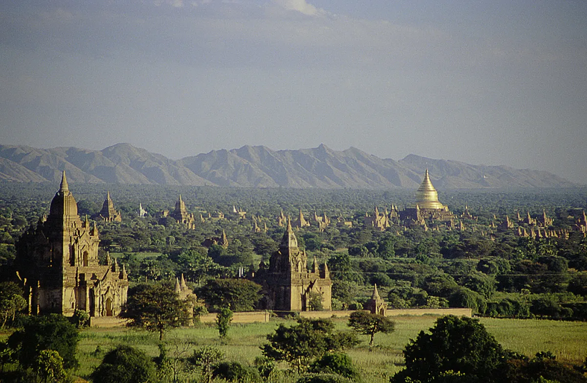 Hot Air Balloon Ride Over Bagan Temples and Pagodas