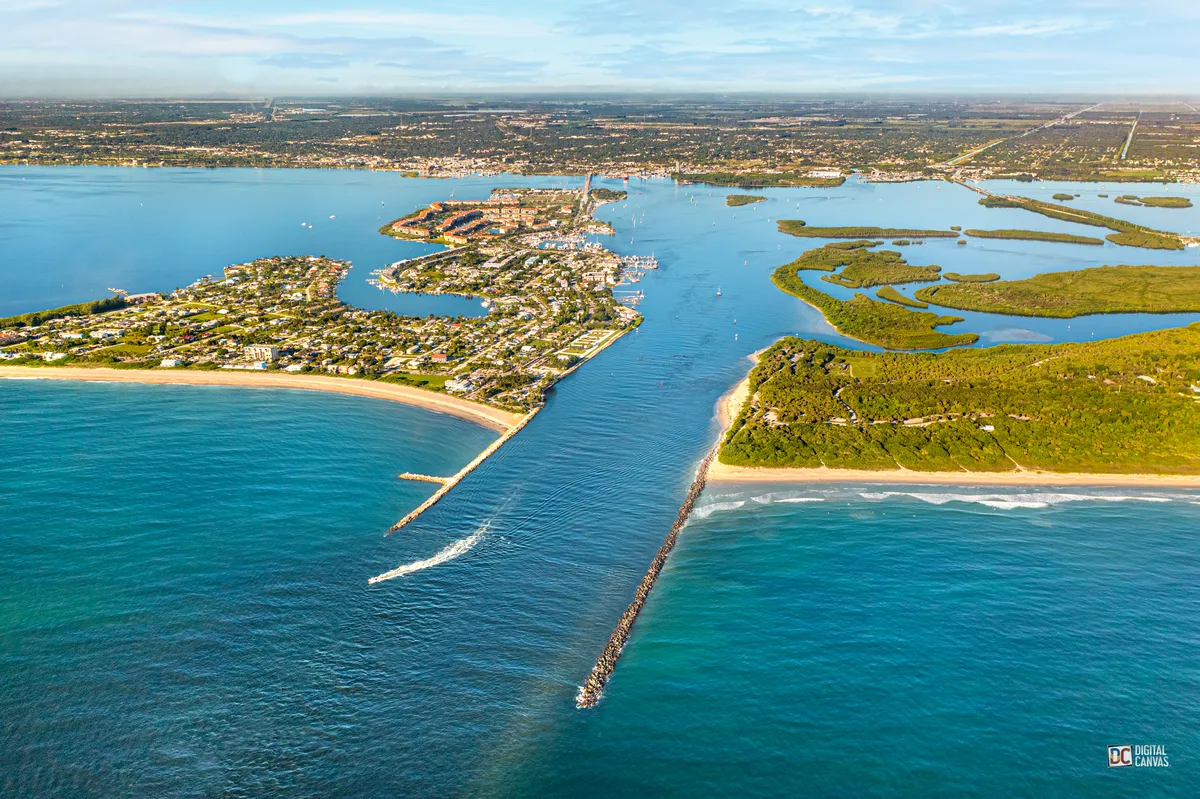 Clear Kayak Tours in Fort Pierce with Mangrove Tunnels 2-Hour Paddle