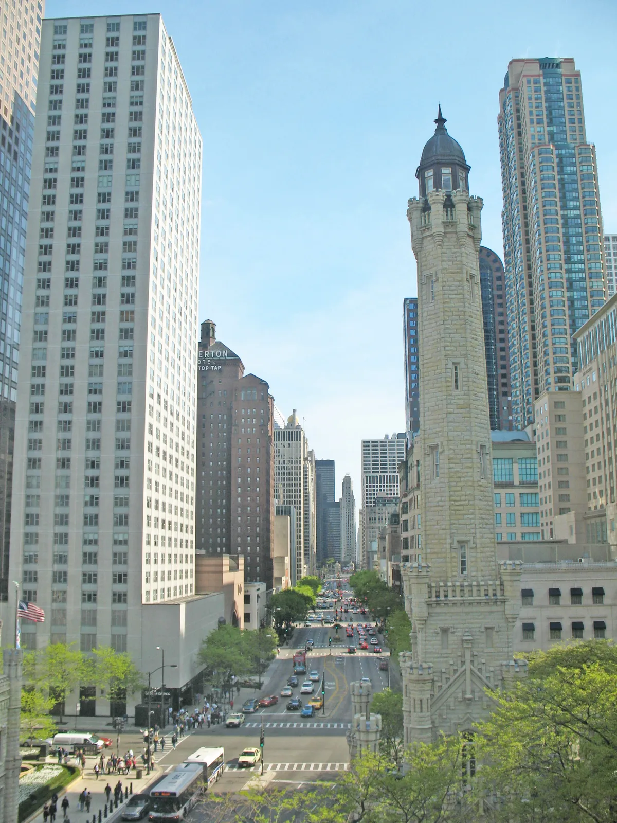 Chicago City Minibus Tour with The Rookery, Museum Campus & Buckingham Fountain