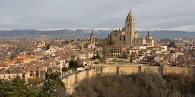 Hot Air Balloon Flight over Segovia with Optional Transfers from Madrid