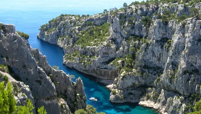 Gorges du Verdon Shared Day Trip from Nice with Castellane, Moustiers-Sainte-Marie and Sainte-Croix Lake