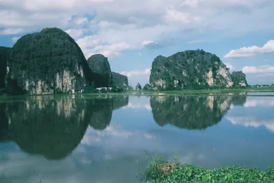 Hoa Lu, Tam Coc, and Mua Cave Scenic Day Trip from Hanoi