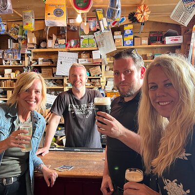 THE DINGLE PUB