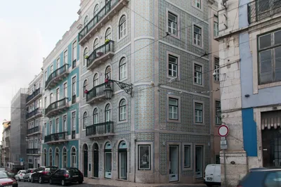 Lisbon Private Tuk Tuk Tour with Hotel Pickup: 2, 3, or 4 Hours
