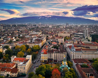 Sofia Pub Crawl Visiting 5 Unique Bars and a Club