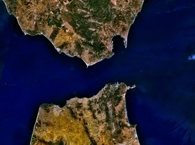 Historic Gibraltar Rock and St Michael's Cave Tour from Seville