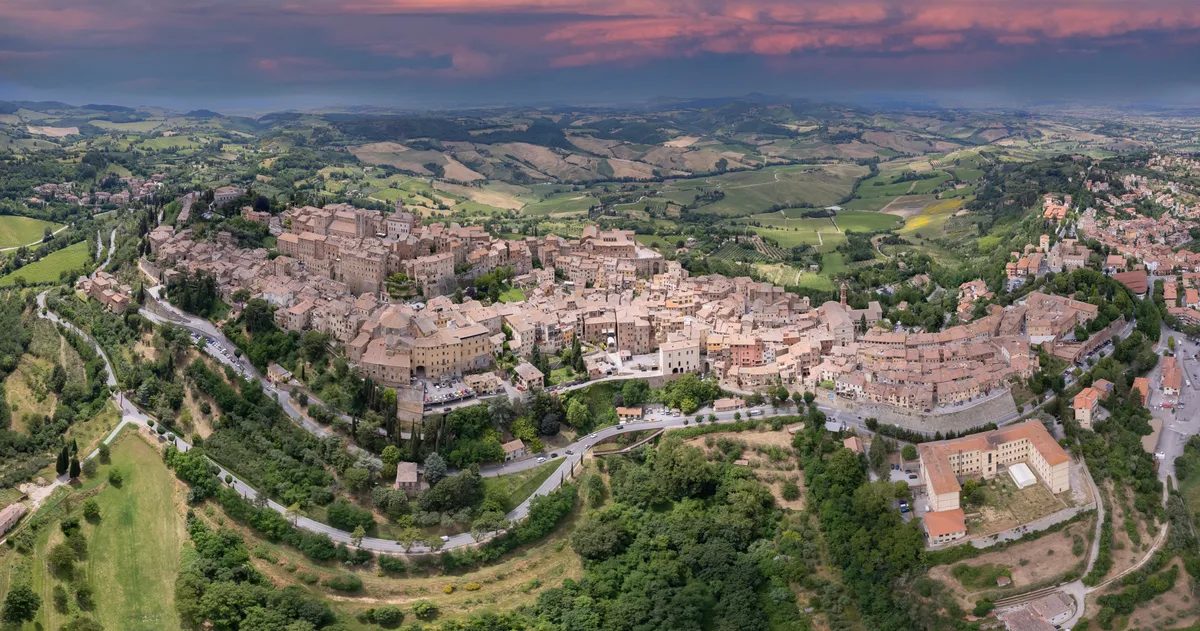 Montepulciano 1-Hour Cellar Tour in One of the Most Beautiful Cellars in the World with Wine Tasting and Bruschetta