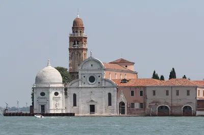 Venice Private 3-Hour Artisanal Glassblowing and Murano Island Walking Tour