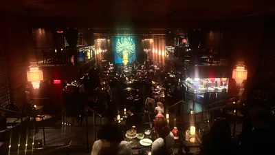 Las Vegas Nightclub and Pool Party Crawl on Luxury Party Bus