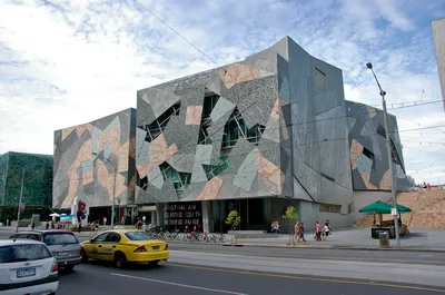 Melbourne Street Art Tour with Blender Studios Visit and Afternoon Tea