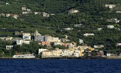 E-Bike Food and Wine Tour in the Sorrento Peninsula