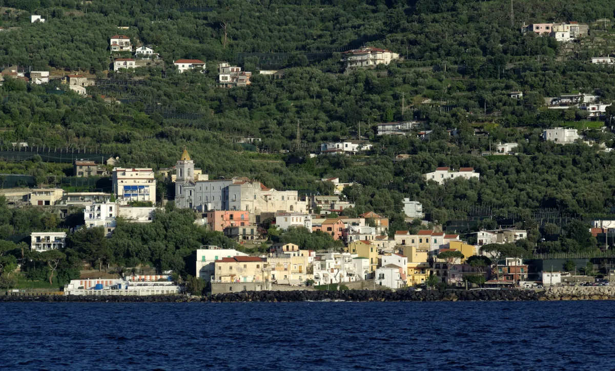 E-Bike Food and Wine Tour in the Sorrento Peninsula