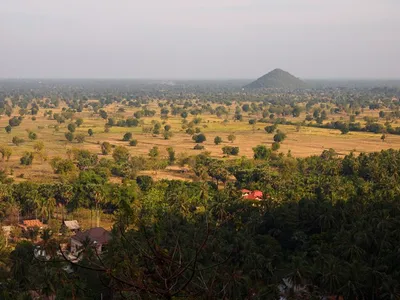 Battambang Tuk Tuk Tour: Bamboo Train, Killing Cave, Bat Caves and Sunset