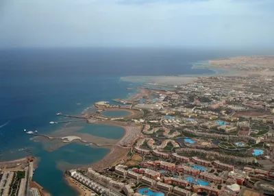 Full-Day Scuba Diving Boat Trip with Lunch and Transfers from Hurghada
