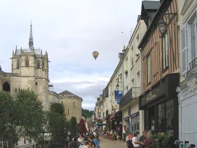 Hot-Air Balloon Ride over the Loire Valley from Amboise or Chenonceau