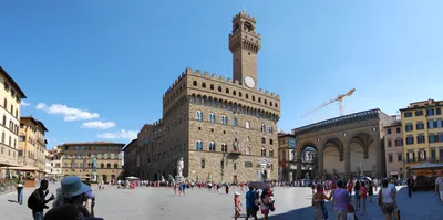 Semi Private Deep Chianti Wine Tasting and San Gimignano Day Trip with Lunch from Florence