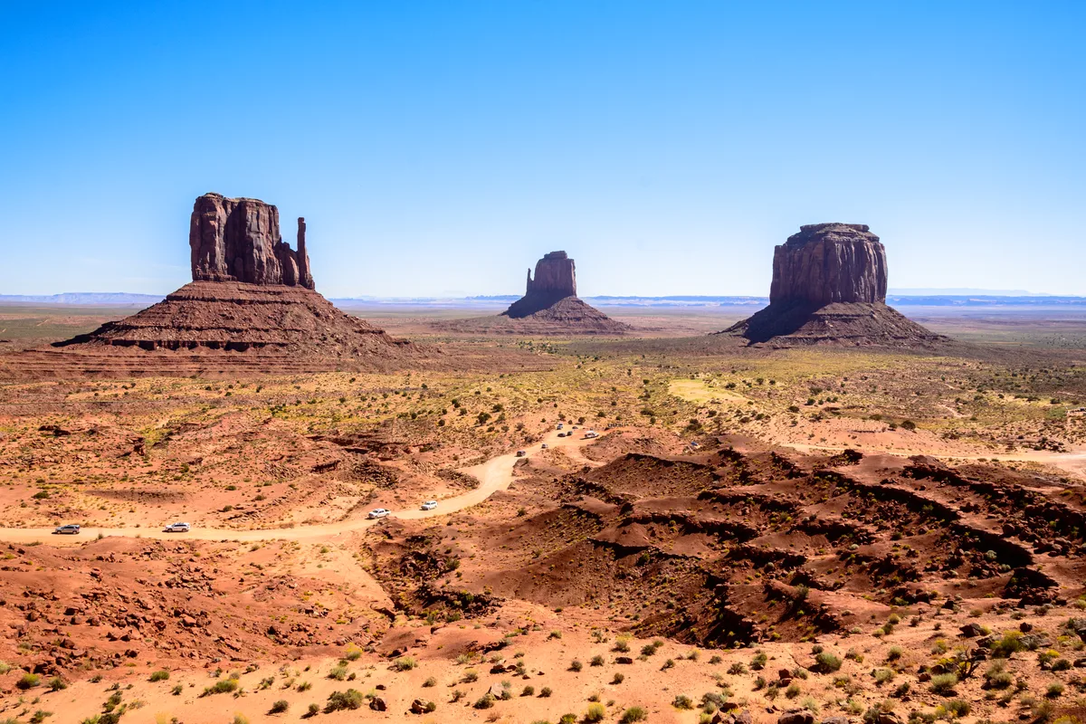 Monument Valley Backcountry Motorized Tour with Navajo Guide
