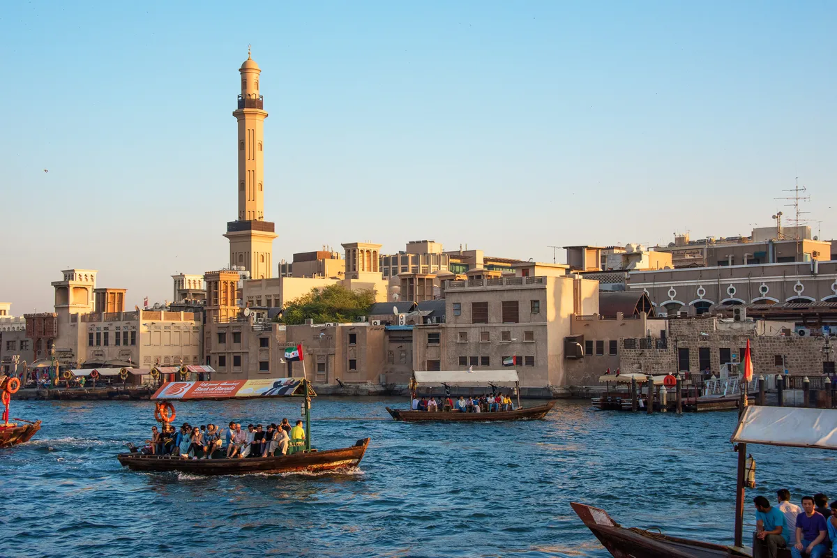 DhowStar 2-Hour Dinner Cruise on Dubai Creek with Live Entertainment
