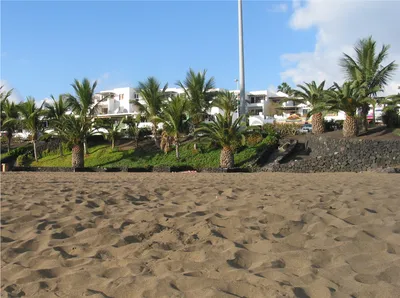 Catamaran Cruise in Lanzarote to Papagayo Beaches with Lunch and Water Activities