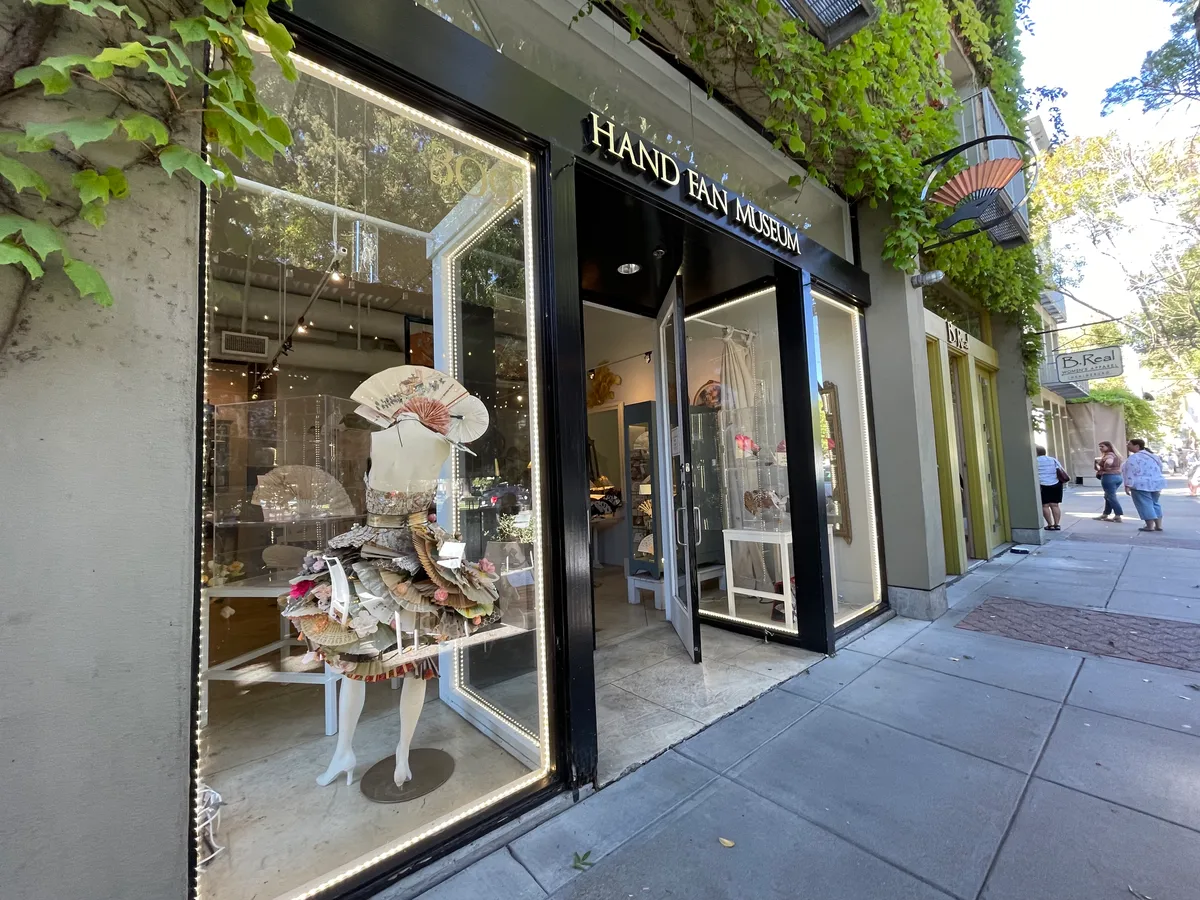 Healdsburg Wine and Food Pairing Guided Walking Tour