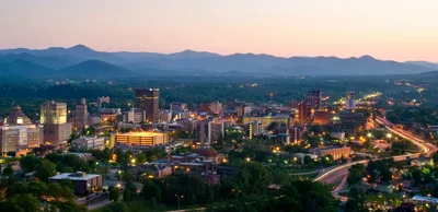 Blue Ridge Parkway Hiking Tour with Expert Naturalist and Waterfalls in Asheville