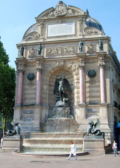 Paris Latin Quarter Free Walking Tour in English with Expert Guide, Tip-Based, About 2 Hours