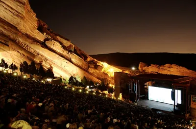 Red Rocks Park, Continental Divide and Breckenridge 8-Hour Day Trip from Denver
