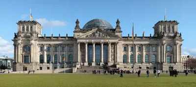 Private Walking Tour of Berlin's World War 2 and Cold War Sites