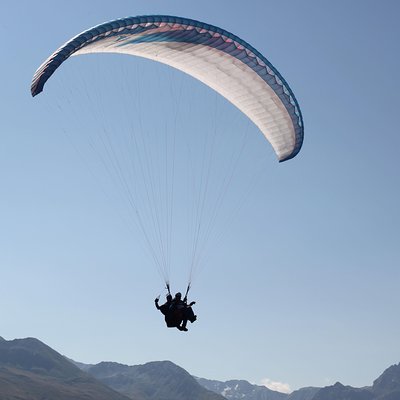 Joyride Paragliding Davos