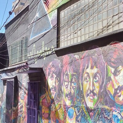 Political historical artistic walking city tours - La Paz Bolivia