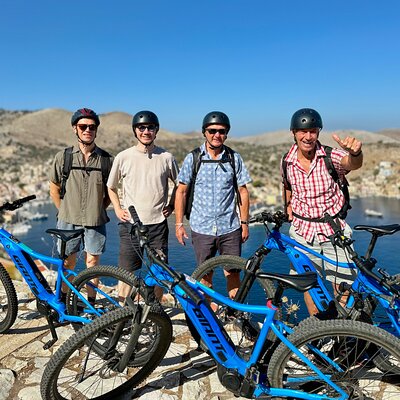 SeeMe Rolling E-bike Rentals