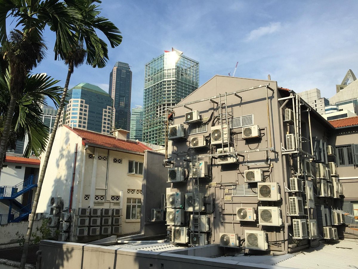 SneakPeek Singapore Walking Tours