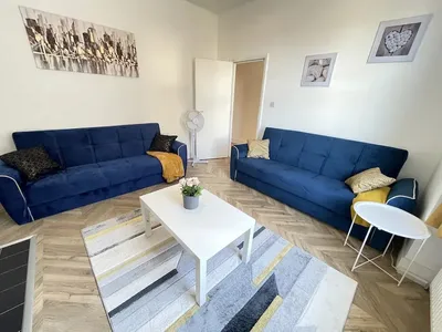 Luxury House With Garden Close To The Stadium