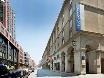 Novotel Toronto Centre
