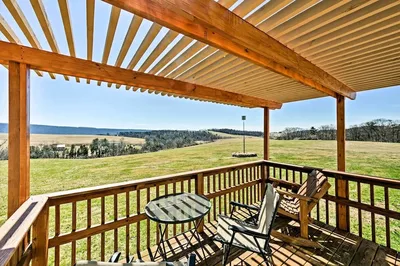 180-acre Farm: 'the Lodge' in Klingerstown!