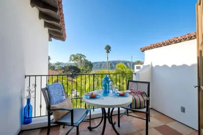 Serenity in La Costa Paradise