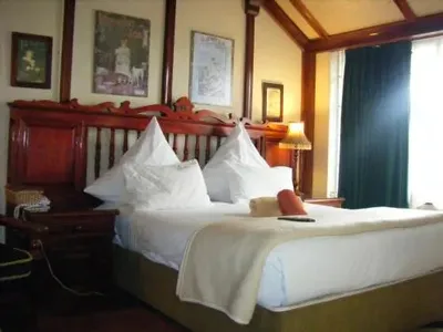 Tudor Lodge